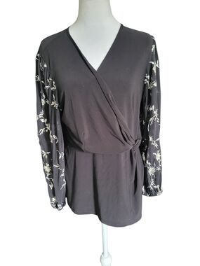 PerSeption Concept Cross Front with Floral Sleeves Black sz XL